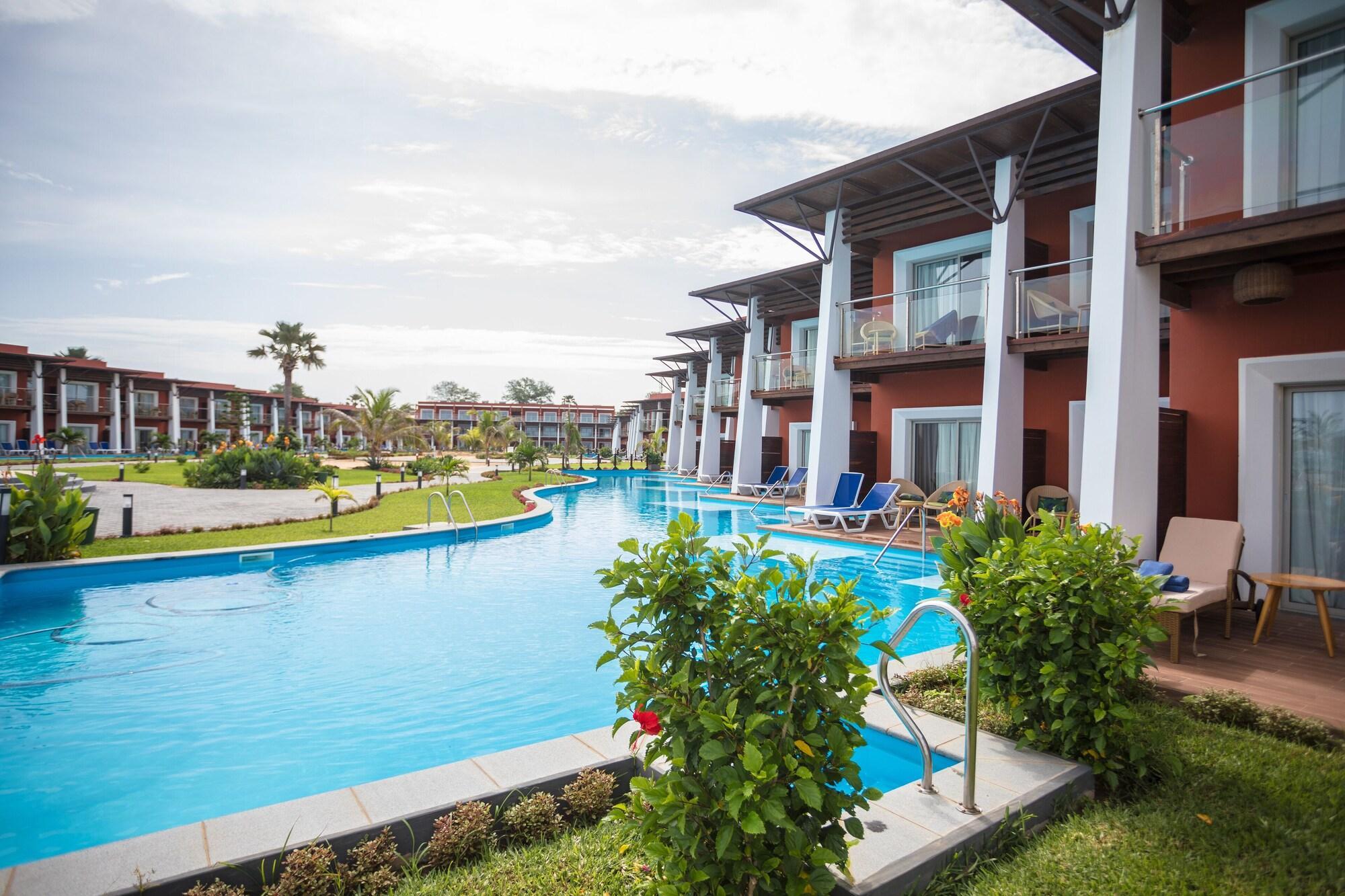 African Princess Beach Hotel เซเรคุงดา ภายนอก รูปภาพ